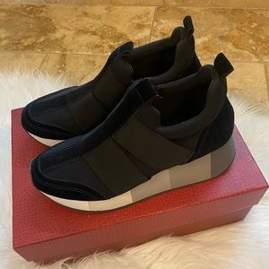 Donald Pliner Black Mesh/Suede Shoes